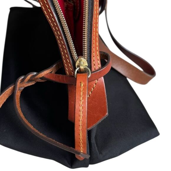 Vintage Dooney & Bourke Large Domed Satchel black brown leather - Picture 4 of 9